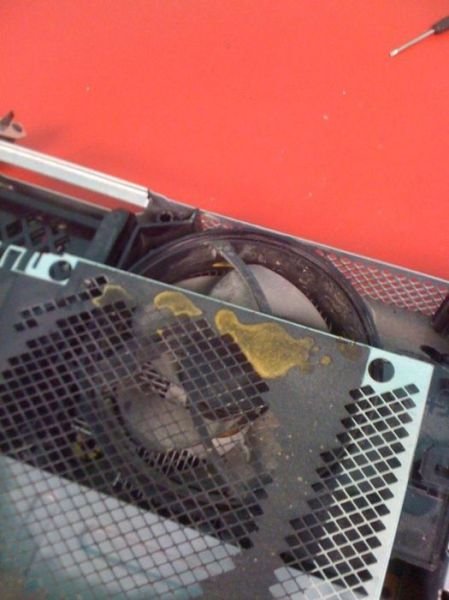 A Repair Technician's Hell (39 pics)
