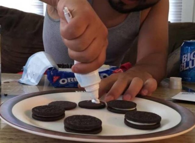 Hilarious Pranks (21 pics)
