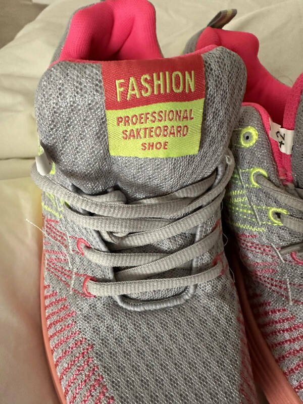 Failed Translations (16 pics)