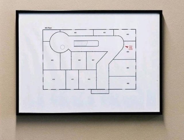 What Is Going On Here? (21 pics)