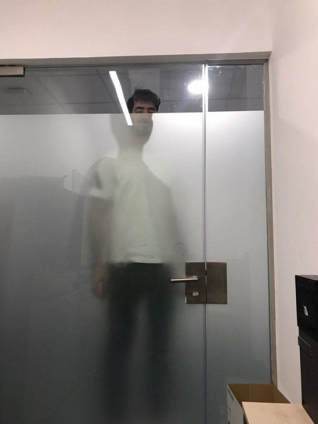 Giant People (24 pics)