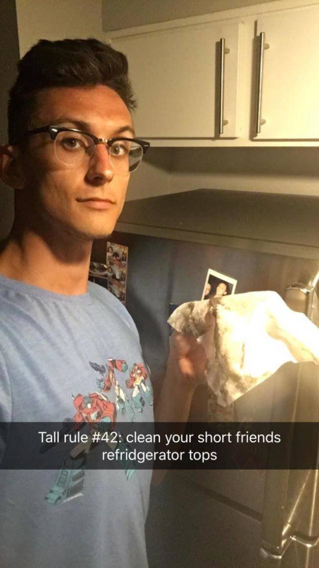 Problems Of Tall People (39 pics) Problems Of Tall People (39 pics)