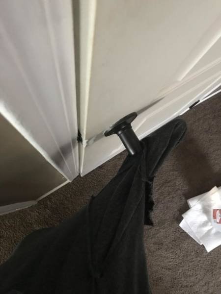 Problems Of Tall People (39 pics) Problems Of Tall People (39 pics)