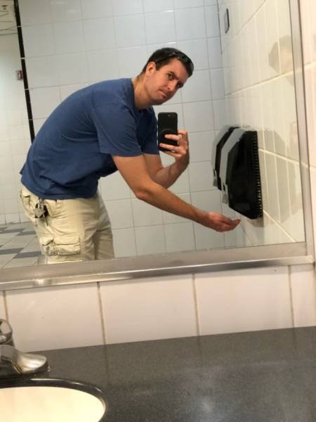 Problems Of Tall People (39 pics) Problems Of Tall People (39 pics)