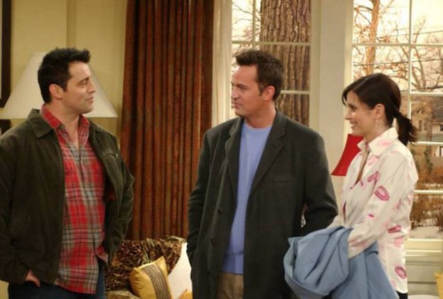 Interesting Facts About The ''Friends'' (16 pics)