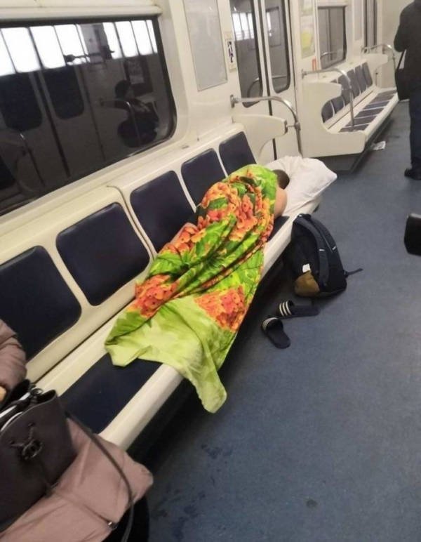 Strange People In The Subway (31 pics) Strange People In The Subway (31 pics)