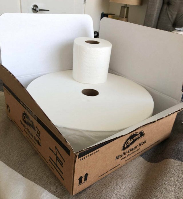 Unexpected And Odd Gifts (17 pics)