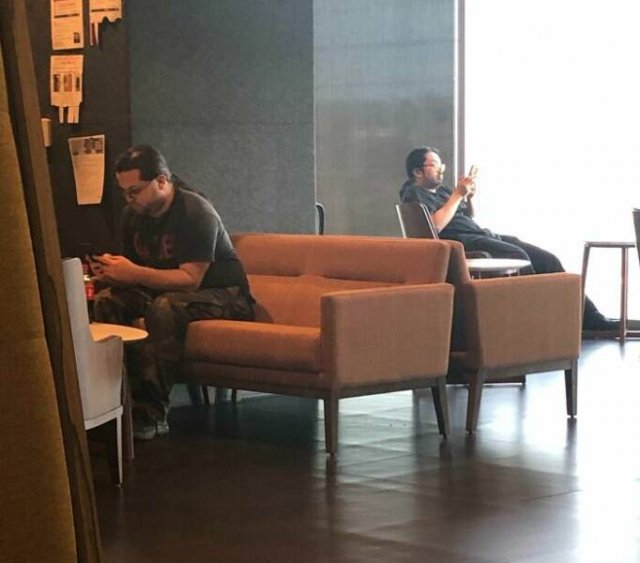 Glitches In The Matrix (24 pics)