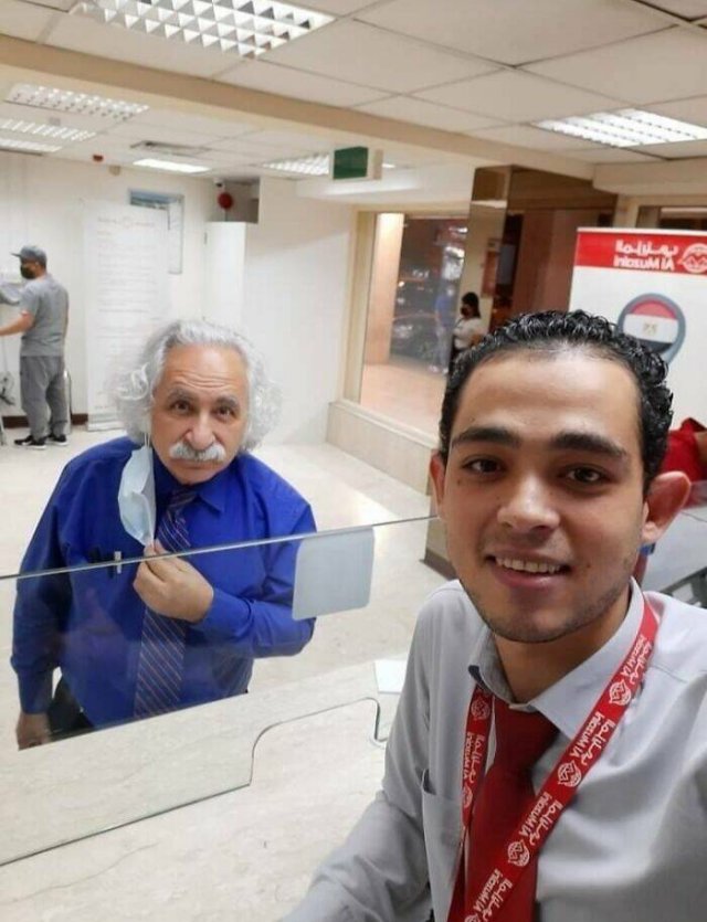 Glitches In The Matrix (24 pics)