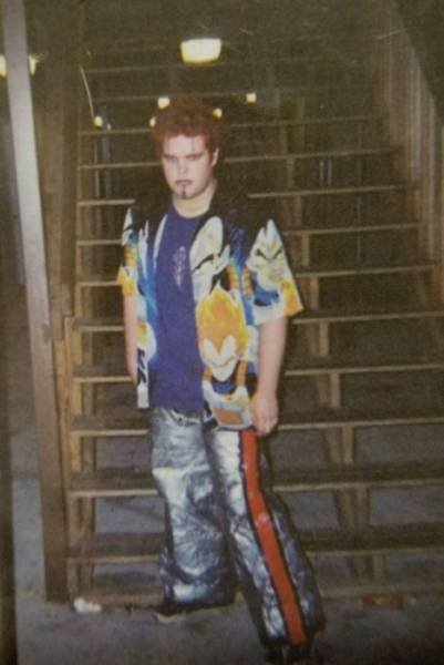 People Share Their Awkward Childhood Photos (28 pics)