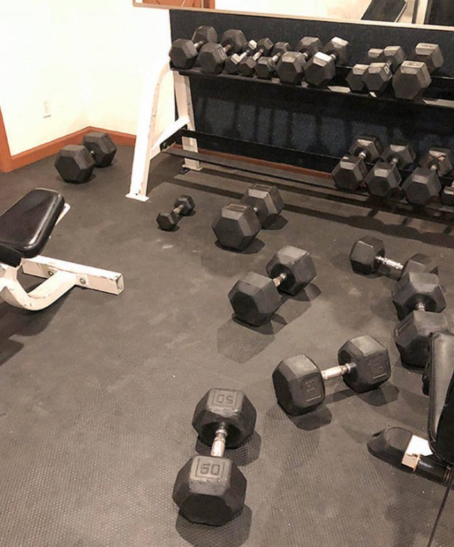 Annoying People And Situations (49 pics)