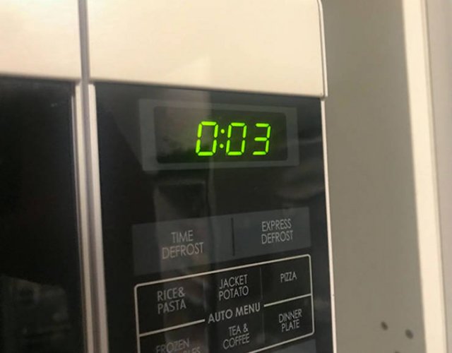 Annoying People And Situations (49 pics)