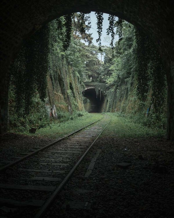 Atmospheric Abandoned Places (20 pics)