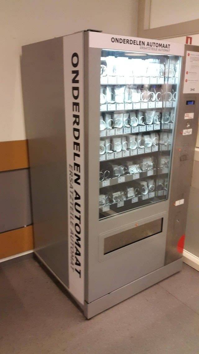 Unusual Vending Machines (21 pics)