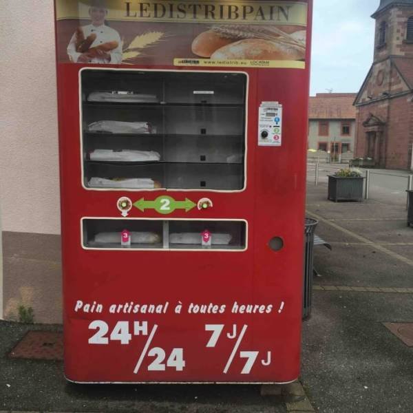 Unusual Vending Machines (21 pics)