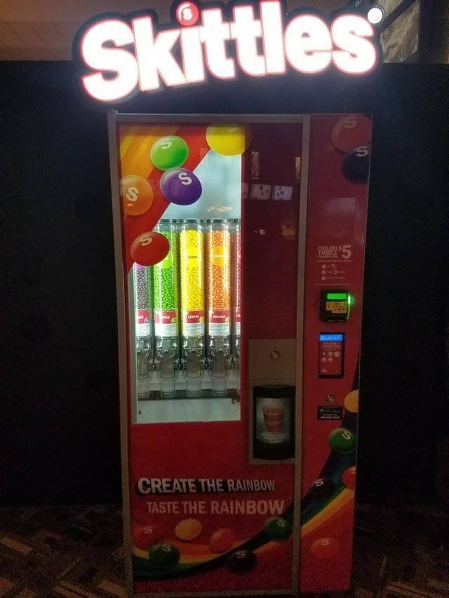 Unusual Vending Machines (21 pics)