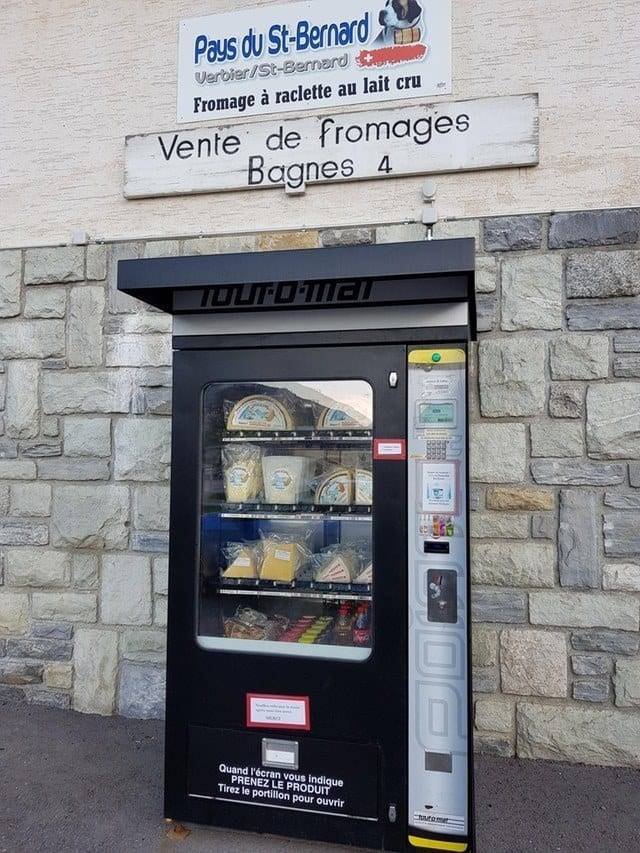 Unusual Vending Machines (21 pics)