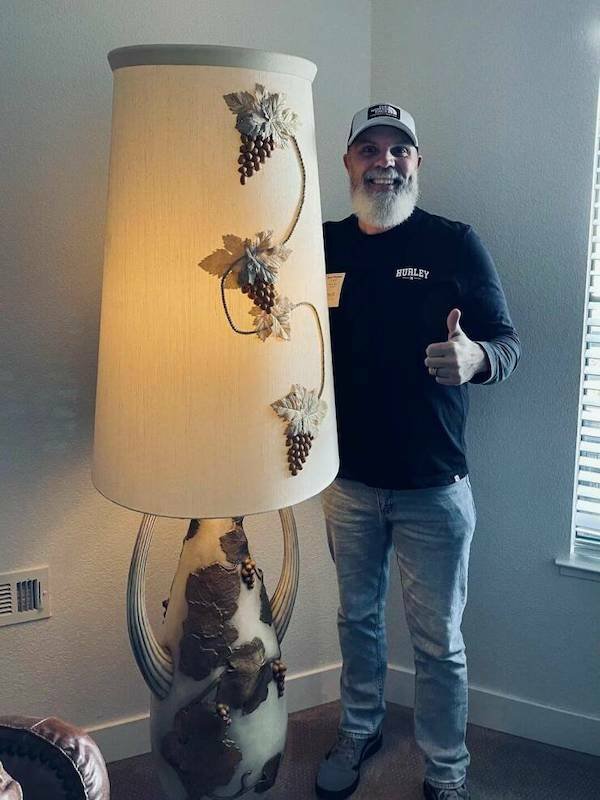 Giant Things (17 pics)