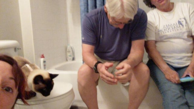 Bad Days Happen (39 pics)