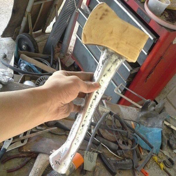 What Is Going On Here? (23 pics)