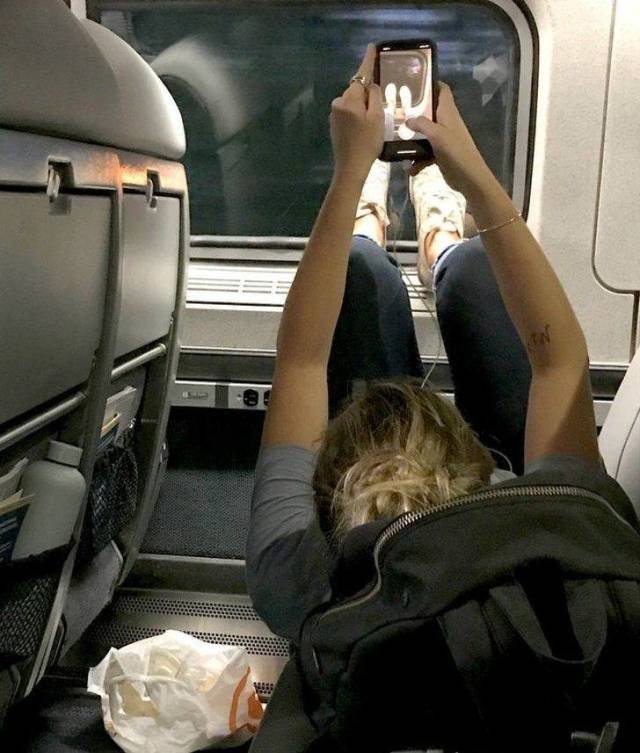 That's Really Weird (25 pics)