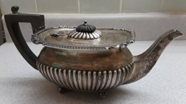 Cool Finds In Thrift Shops (27 pics)