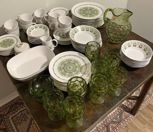 Cool Finds In Thrift Shops (27 pics)