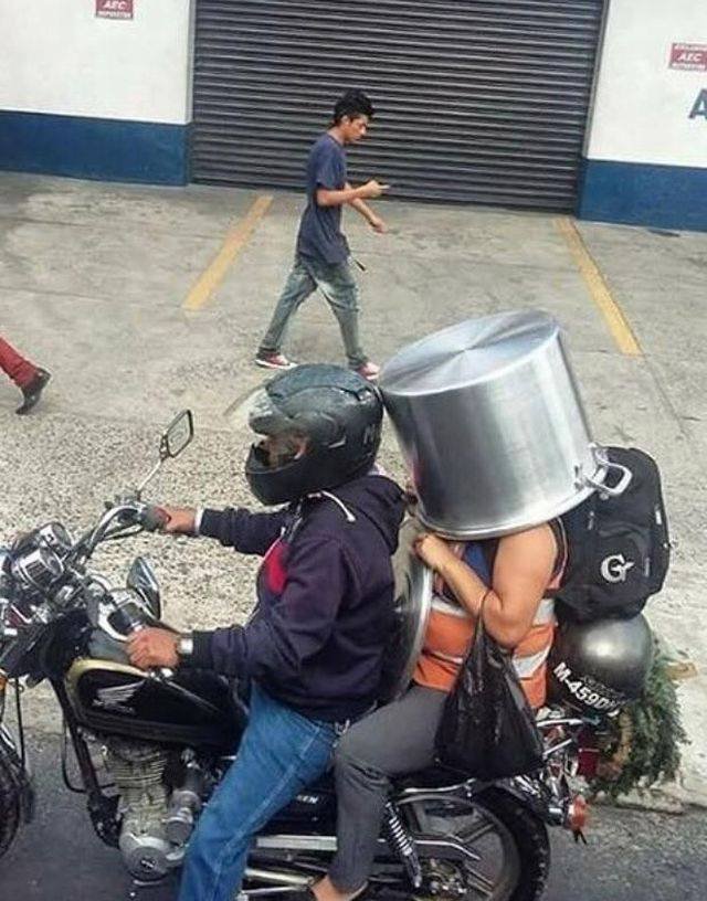 What Is Going On Here? (49 pics) What Is Going On Here? (49 pics)