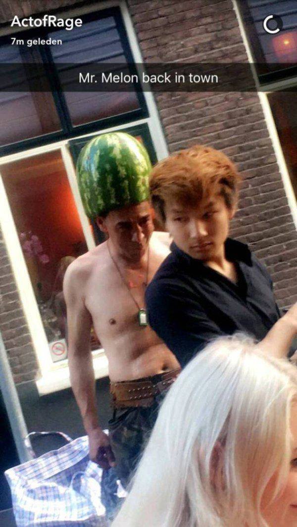 What Is Going On Here? (40 pics) What Is Going On Here? (40 pics)