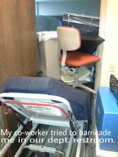 Funny Photos From Work (44 pics) Funny Photos From Work (44 pics)