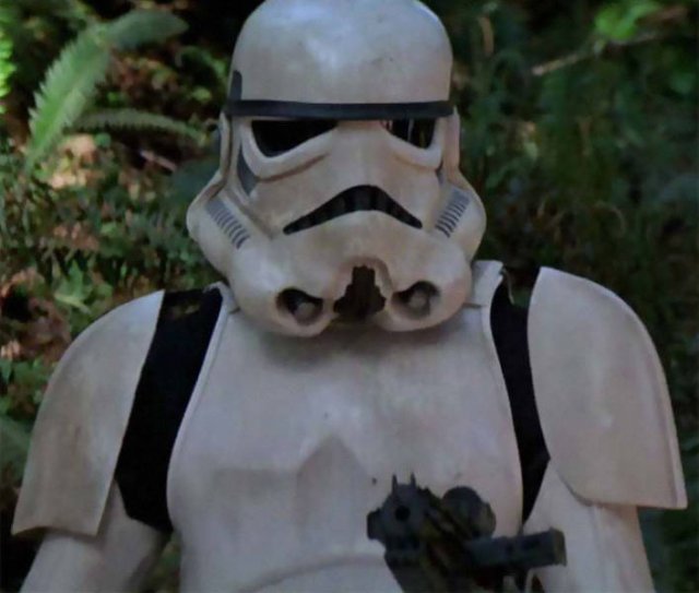 Mistakes In Popular Movies (40 pics)