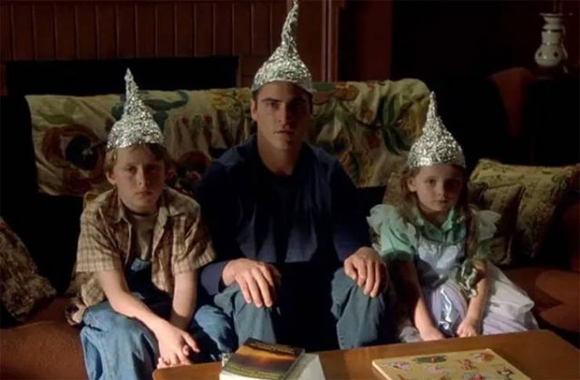 Mistakes In Popular Movies (40 pics)
