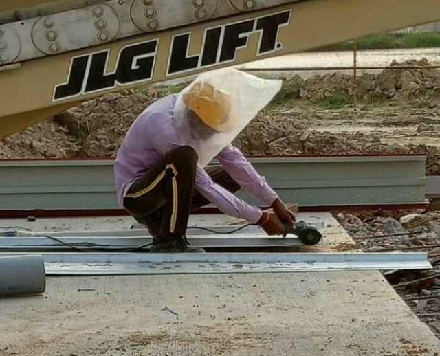 Failed Constructions (20 pics)