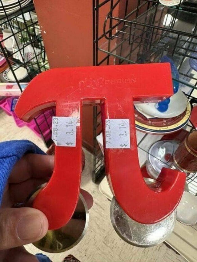 Weird Finds In Thrift Shops (24 pics)