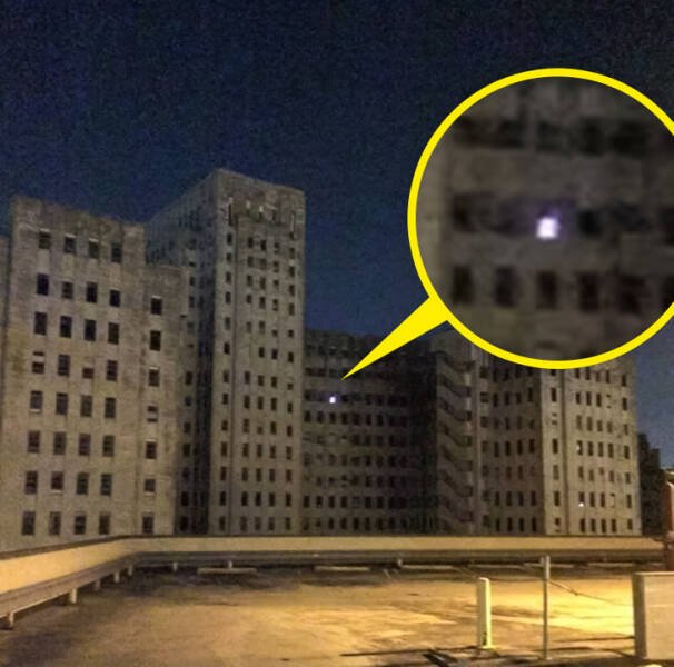 Creepy Photos (17 pics)
