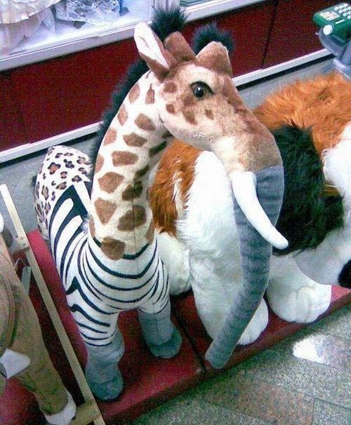 Funny And Creepy Toys (43 pics) Funny And Creepy Toys (43 pics)