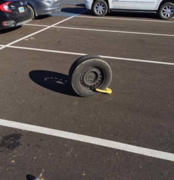 Bad Days Happen (27 pics)