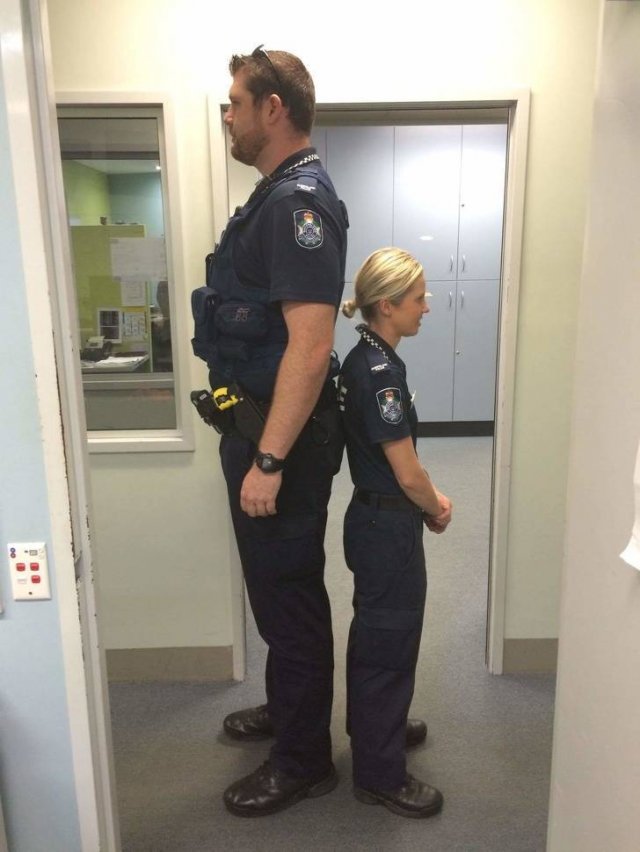 Very Tall People (20 pics)
