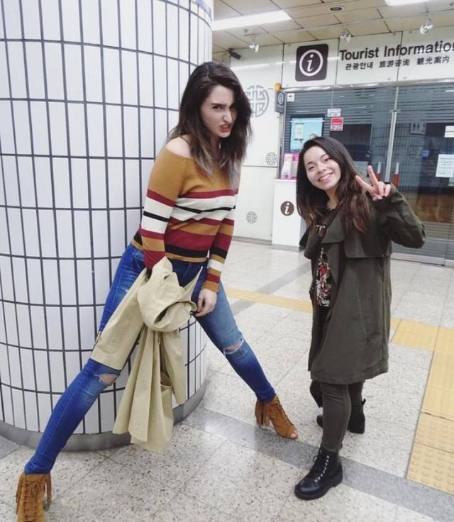 Very Tall People (20 pics)