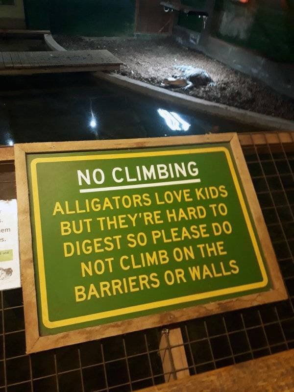 Weird And Funny Signs (30 pics)