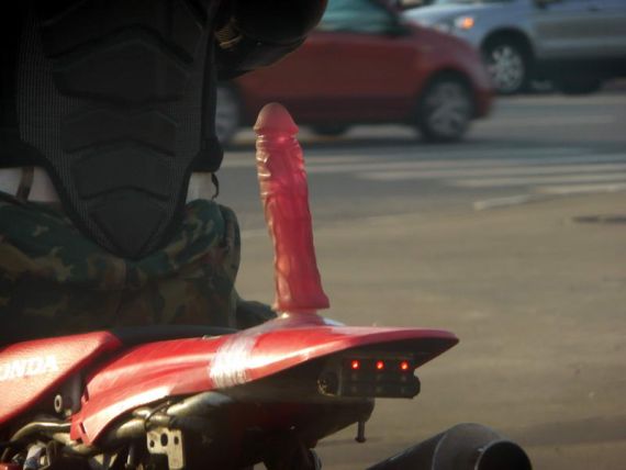 Thanks, I'd better walk (3 pics, NSFW)