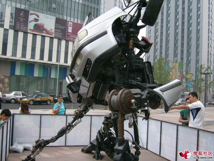 Home-made VW Passat Transformer found in Beijing (12 pics)