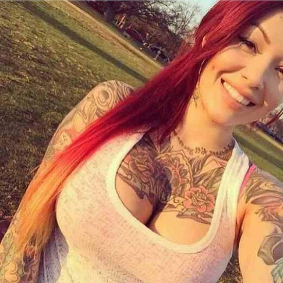 41 Sexy Tattoos On Hot Women (41 pics)