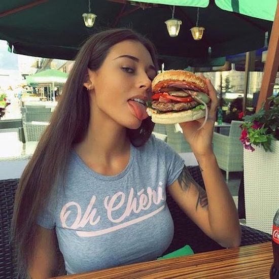 We Like Our Women Exactly How We Like Our Food (25 pics)
