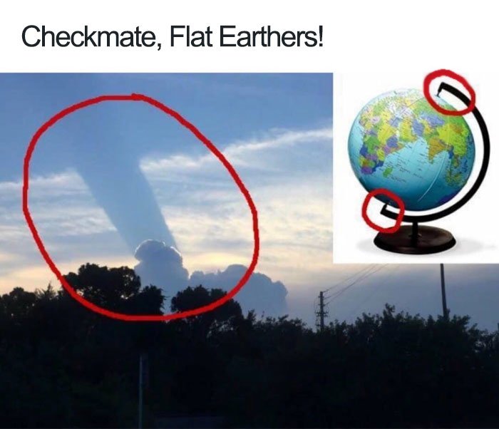 People Are Trolling Flat-Earthers With Hilarious Memes (37 pics)