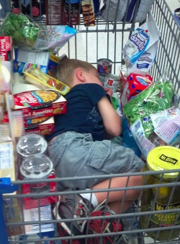 Kids Hate Shopping (25 pics)
