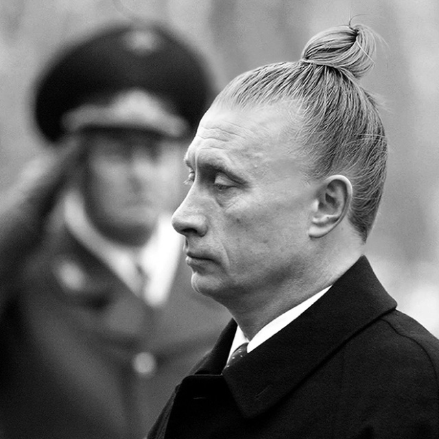 World Leaders With Man Buns (23 pics)