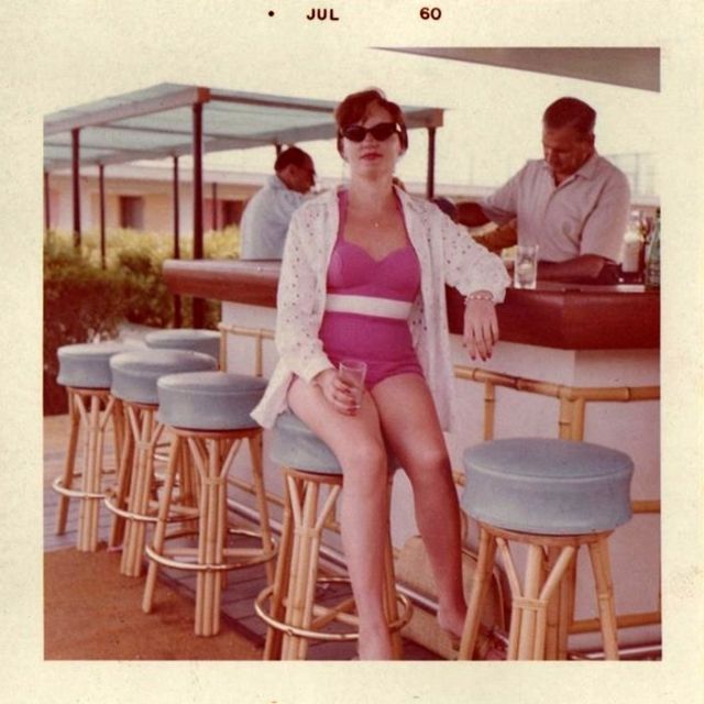 Girls in Swimsuits From the 1960s (29 pics)