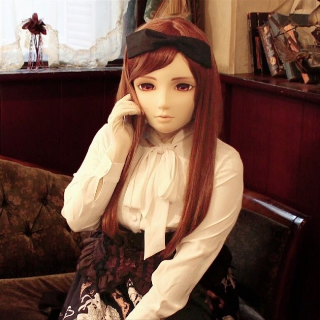 Hyper-detailed Anime Girl Masks (10 pics)