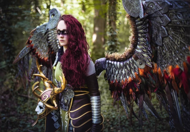 Cosplay Valkyrie From God Of War (11 pics)